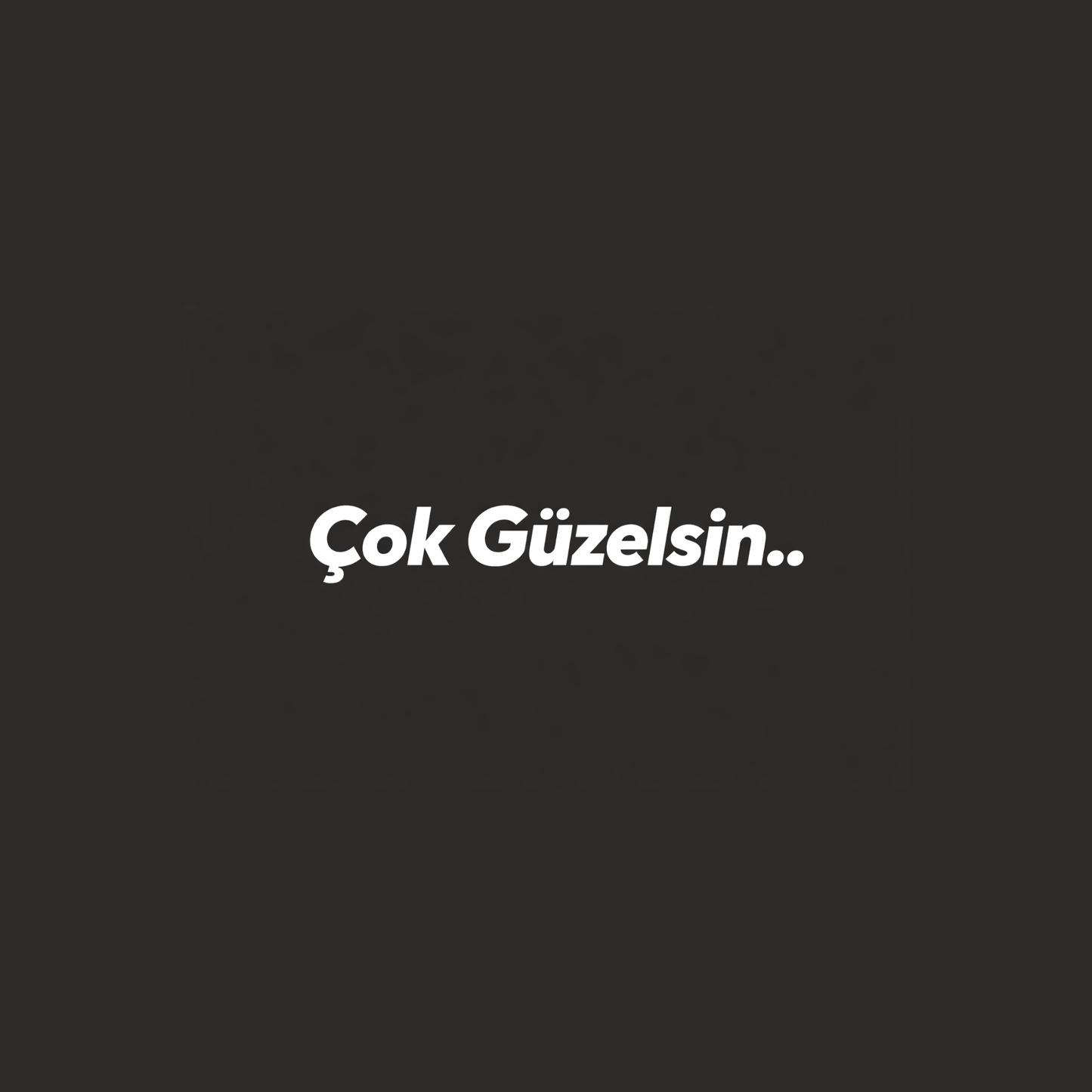 Çok Güzelsin araba güneşlik aynası stickeri beyaz yazı siyah fon
